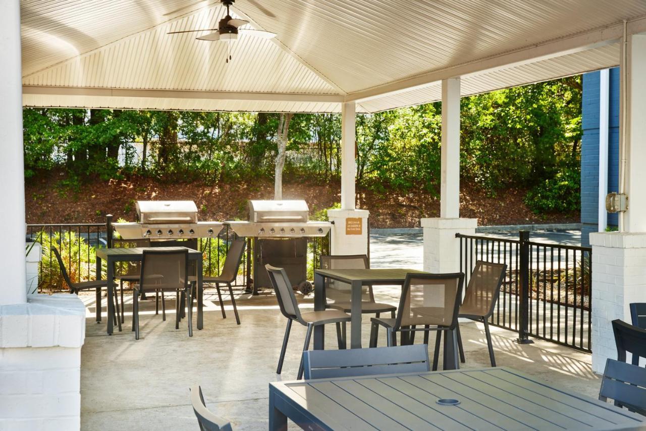 Candlewood Suites Charleston-Northwoods By Ihg North Charleston Exterior photo