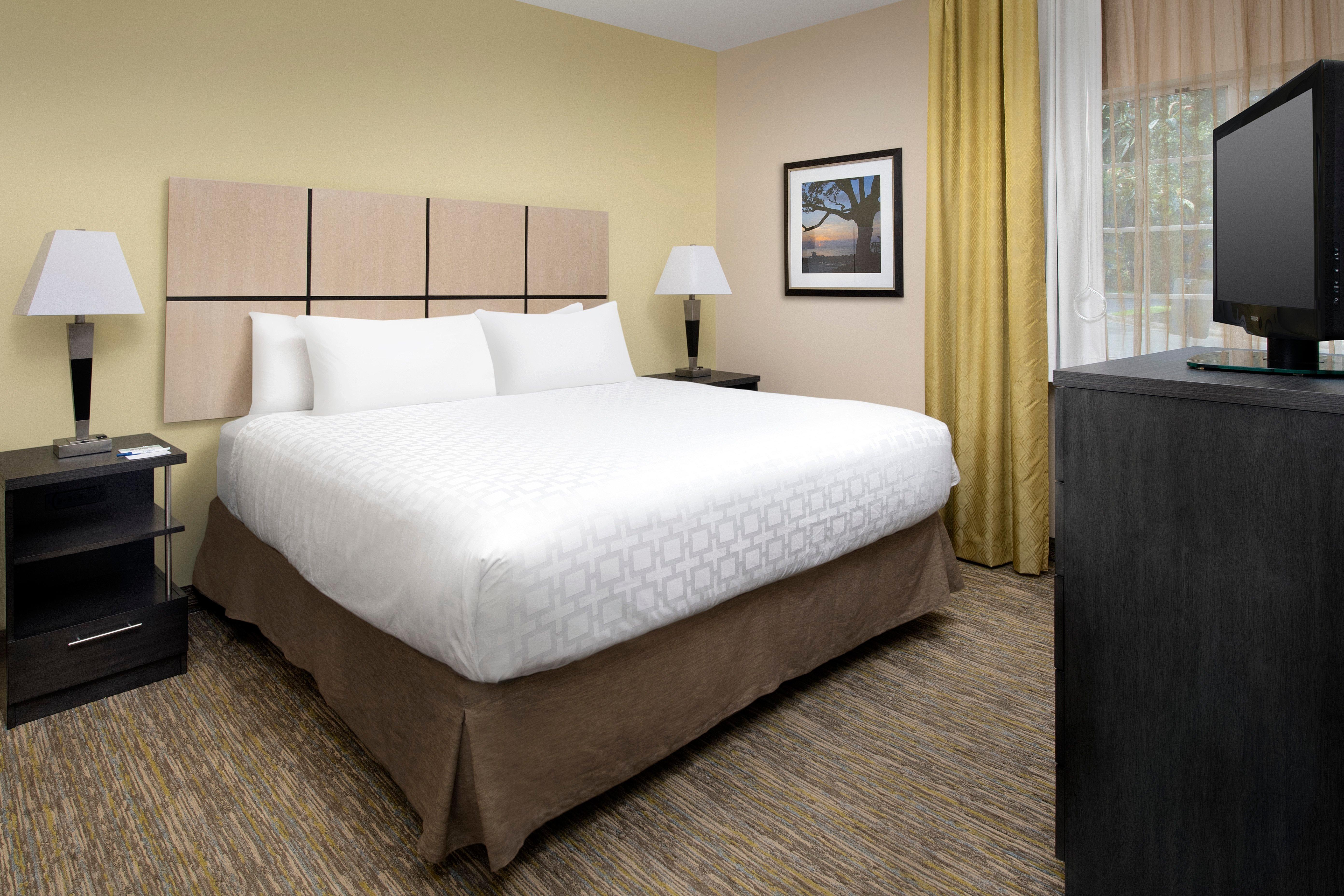 Candlewood Suites Charleston-Northwoods By Ihg North Charleston Exterior photo