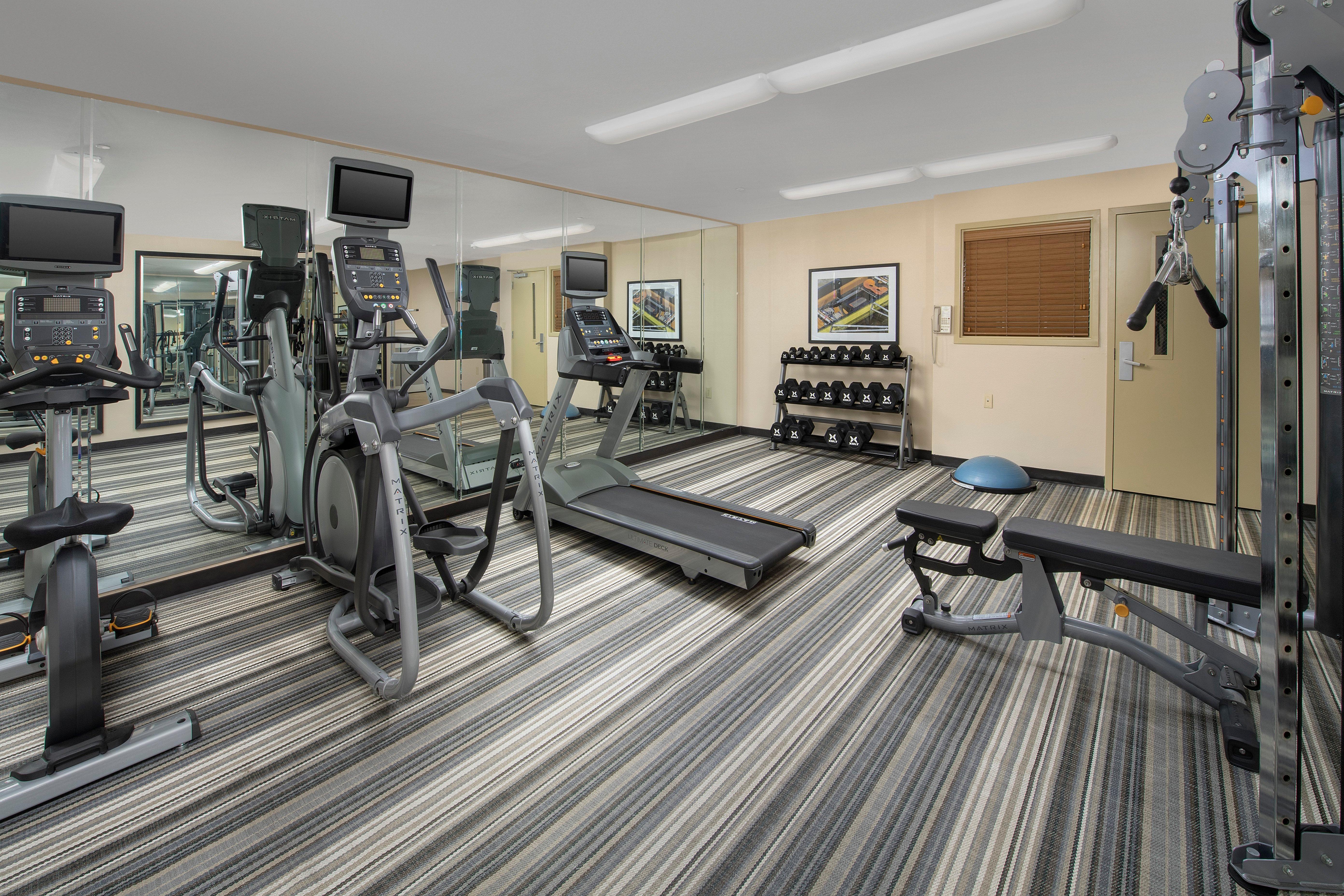 Candlewood Suites Charleston-Northwoods By Ihg North Charleston Exterior photo